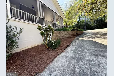 141 York Street, Clarkesville, GA 30523 - Photo 4