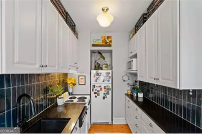 70 Sheridan Drive NE #12, Atlanta, GA 30305 - Photo 8