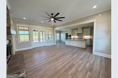 226 Hunter's Way, Dublin, GA 31021 - Photo 2