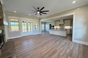 226 Hunters Way, Dublin, GA 31021 - Photo 2