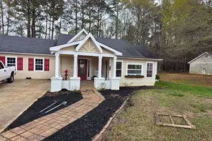 182 Bonnies Way, Jenkinsburg, GA 30234 - Photo 1