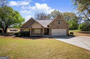 340 Grady Ave, Fayetteville, GA 30214 - Photo 1