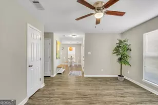 1223 E Waldburg St, Savannah, GA 31404 - Photo 14