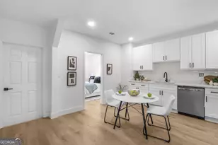 422 W 42nd St, Savannah, GA 31401 - Photo 22