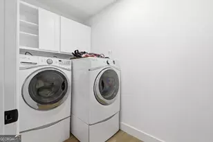 422 W 42nd St, Savannah, GA 31401 - Photo 36