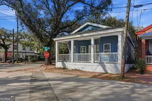 422 W 42nd St, Savannah, GA 31401 - Photo 2
