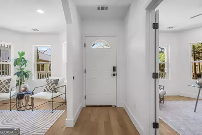 422 W 42nd Street, Savannah, GA 31401 - Photo 4