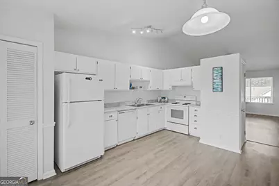 910 Brett Drive #APT 132, Hinesville, GA 31313 - Photo 8