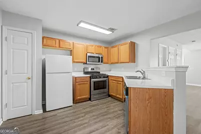 4612 Grand Central Parkway, Decatur, GA 30035 - Photo 8