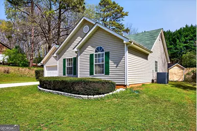 217 Farmbrook Parkway, Stockbridge, GA 30281 - Photo 4