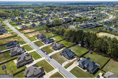 411 Stonegate Trail, Perry, GA 31069 - Photo 18