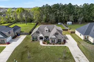 411 Stonegate Trail, Perry, GA 31069 - Photo 4