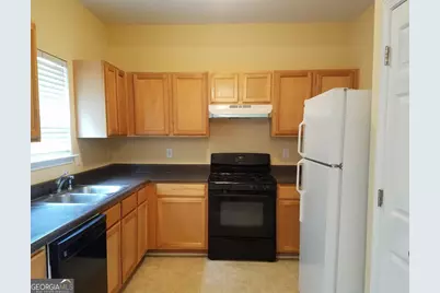 7777 Newbury Drive, Jonesboro, GA 30236 - Photo 2