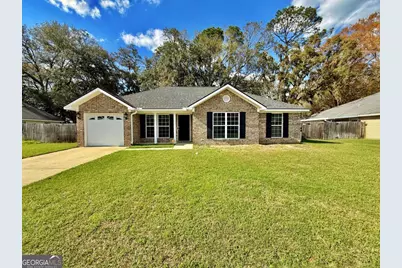 217 Guyett Avenue, Hinesville, GA 31313 - Photo 2