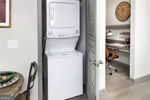 6919 Peachtree Dunwo Rd, Sandy Springs, GA 30328 - Photo 20