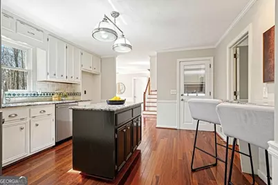 235 Oak Leaf Circle, Roswell, GA 30075 - Photo 14