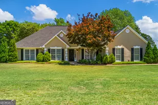 111 Prestwick Dr, Lagrange, GA 30241 - Photo 1