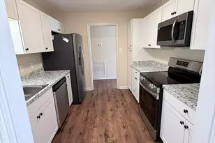 681 N Forest Lake Dr, Macon, GA 31210 - Photo 10
