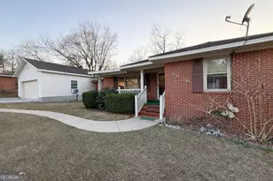 3535 Bloomfield Dr, Macon, GA 31206 - Photo 2