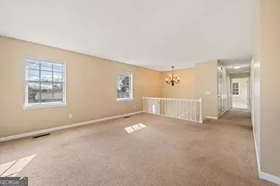 111 Edgewood Circle, Fort Oglethorpe, GA 30742 - Photo 4