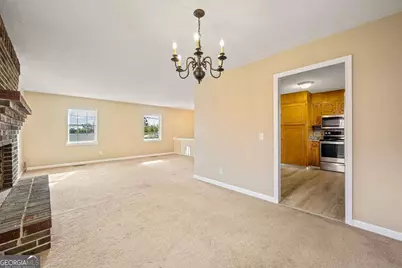 111 Edgewood Circle, Fort Oglethorpe, GA 30742 - Photo 12