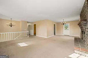 111 Edgewood Cir, Fort Oglethorpe, GA 30742 - Photo 8