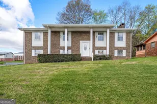 111 Edgewood Cir, Fort Oglethorpe, GA 30742 - Photo 2