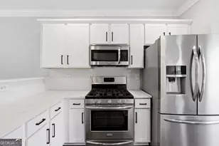 3689 Lantern Walk Ln, Scottdale, GA 30079 - Photo 22