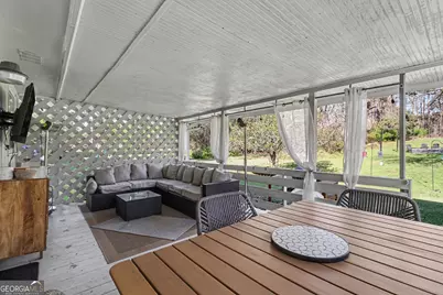 390 Dot Drive, Atlanta, GA 30349 - Photo 18