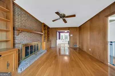 2652 Fontainebleau Drive, Dunwoody, GA 30360 - Photo 14
