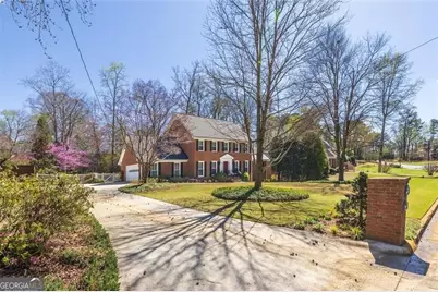 4890 Forestglade Court, Smoke Rise, GA 30087 - Photo 4