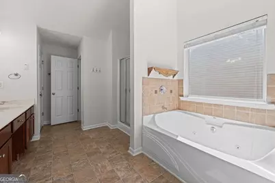 670 Roxford Lane, Buford, GA 30518 - Photo 32