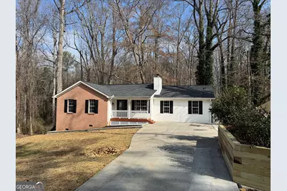 115 E Greenwood Drive, Carrollton, GA 30117 - Photo 2