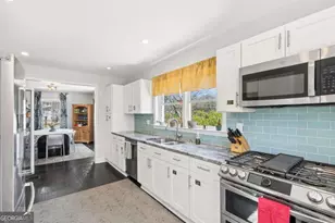 1860 Penelope Rd NW, Atlanta, GA 30314 - Photo 12