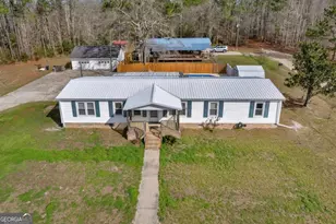 175 Oak Lake Dr, Hinesville, GA 31313 - Photo 1