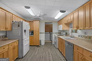 175 Oak Lake Dr, Hinesville, GA 31313 - Photo 16