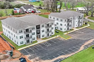 300 Elm St, Hogansville, GA 30230 - Photo 1