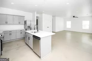 300 Elm St, Hogansville, GA 30230 - Photo 18