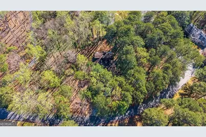 4917 Mountclaire Road, Tucker, GA 30087 - Photo 6