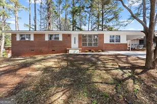 207 Poplar Trl, Toccoa, GA 30577 - Photo 1