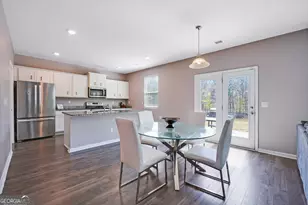 9851 Byrne Dr, Jonesboro, GA 30236 - Photo 12