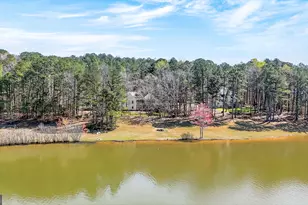 280 Waters Edge Ln, Newnan, GA 30263 - Photo 2