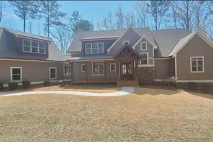 128 Deer Lake Dr, Griffin, GA 30224 - Photo 1
