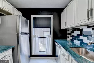 709 River Run Drive, Atlanta, GA 30350 - Photo 12