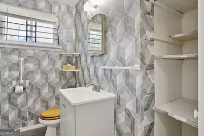 2444 E 39th Street, Savannah, GA 31404 - Photo 24