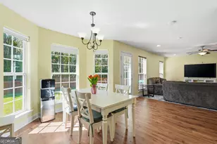 705 Highgrove Ct, Hinesville, GA 31313 - Photo 12