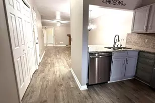 1555 Springleaf Ct, Smyrna, GA 30080 - Photo 2