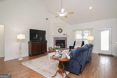 109 Limerick Drive, Warner Robins, GA 31088 - Photo 6