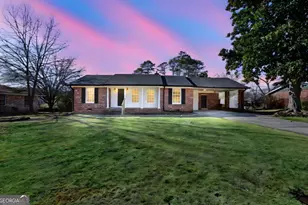 6541 Debbie Sue Ln, Morrow, GA 30260 - Photo 2