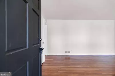 6541 Debbie Sue Lane, Morrow, GA 30260 - Photo 6